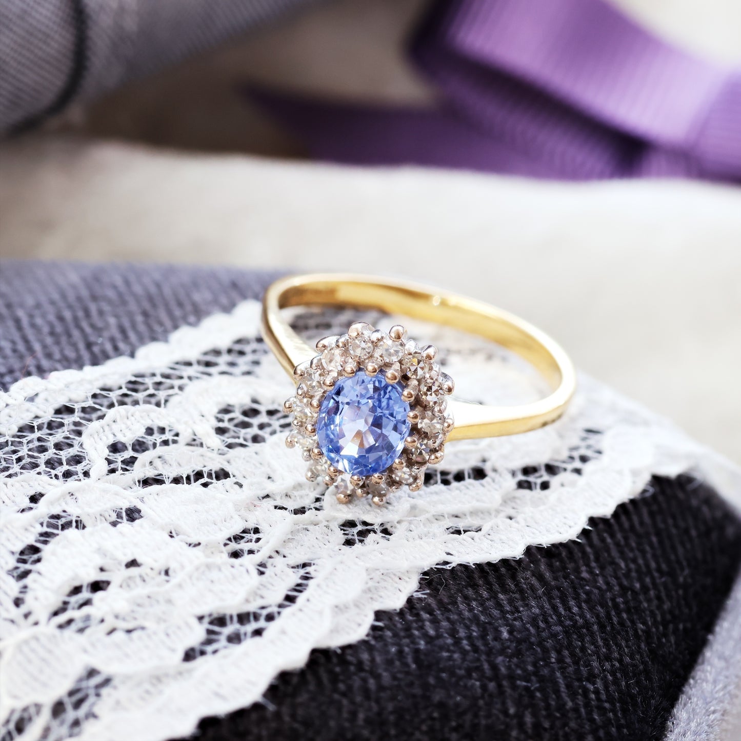 D103-VINTAGE-DIAMOND-CEYLON-CLUSTER-FLOWER-RING-LILAC-SAPPHIRE-01