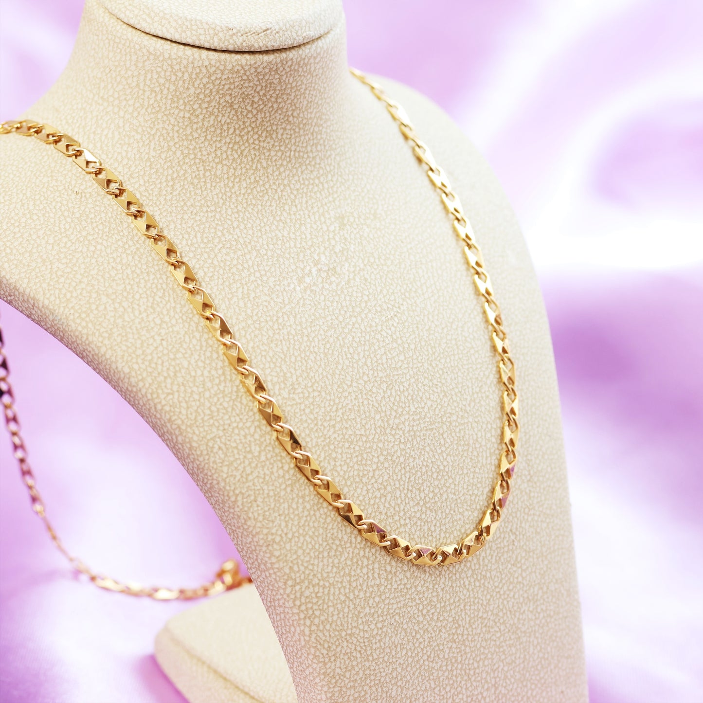 D108-RETRO-VINTAGE-18CT-YELLOW-GOLD-LINK-CHAIN_4