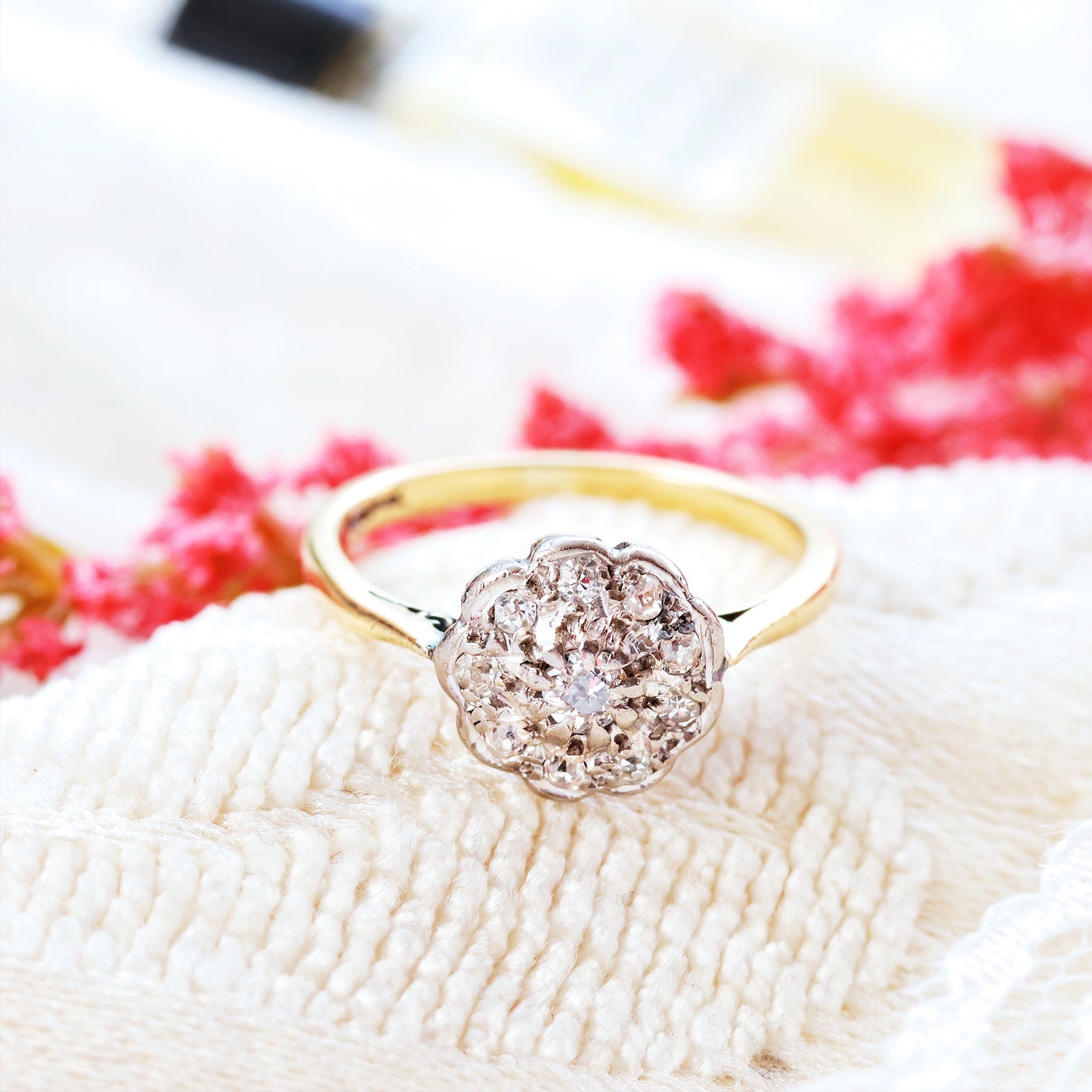 Vintage 1960's Diamond Daisy Cluster Ring