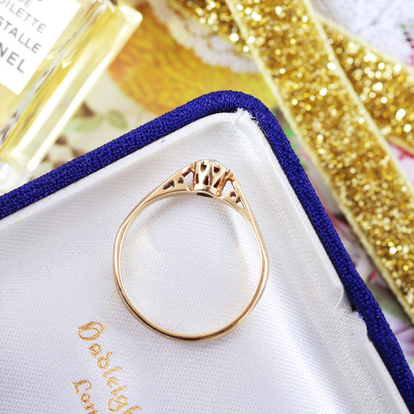 Date 1983 Vintage Solitaire Diamond Engagement Ring