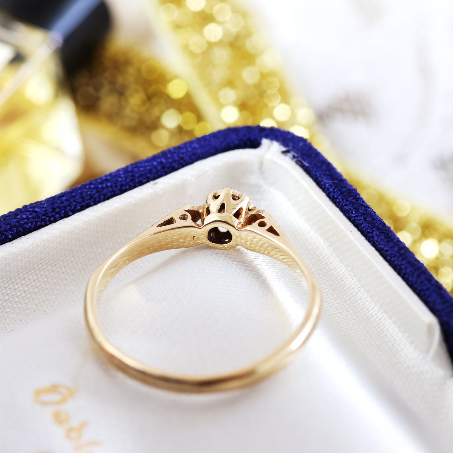 Date 1983 Vintage Solitaire Diamond Engagement Ring