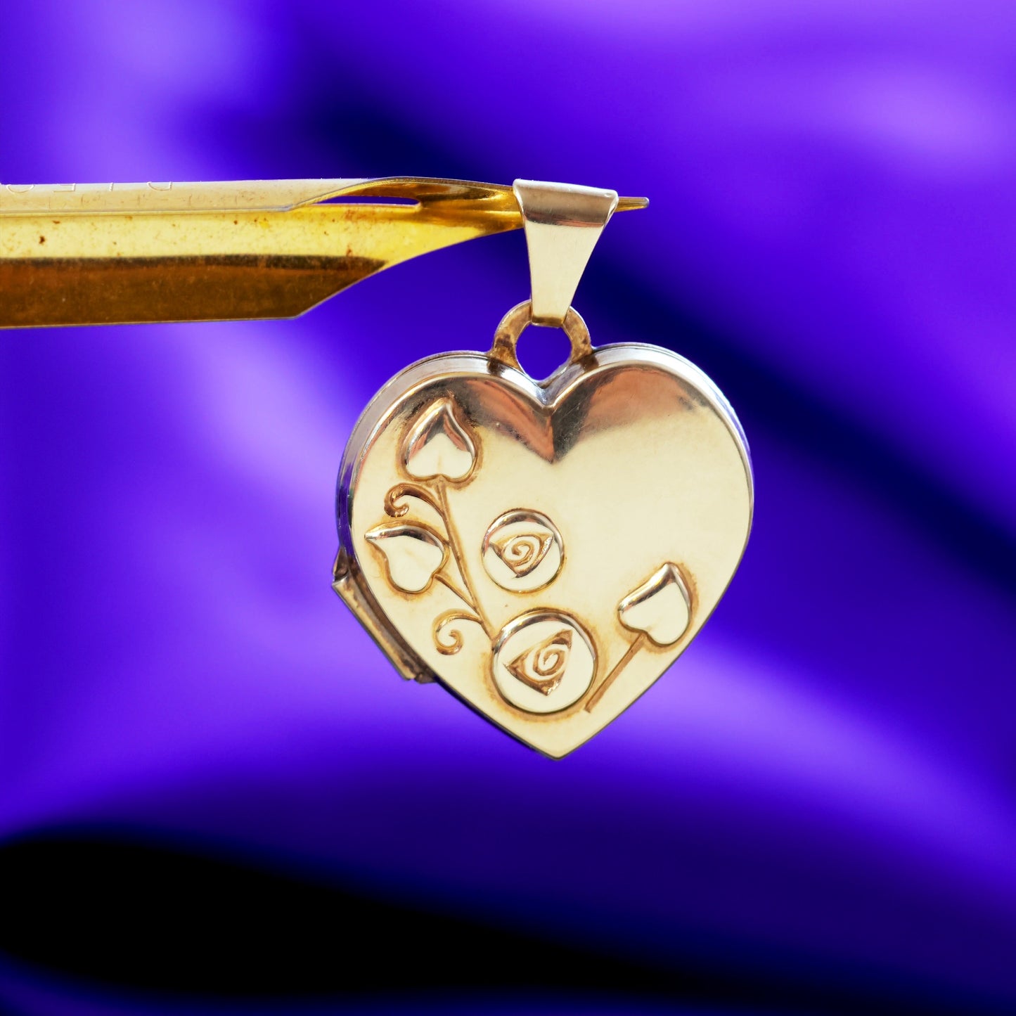Darling Rose Embossed Gold Locket