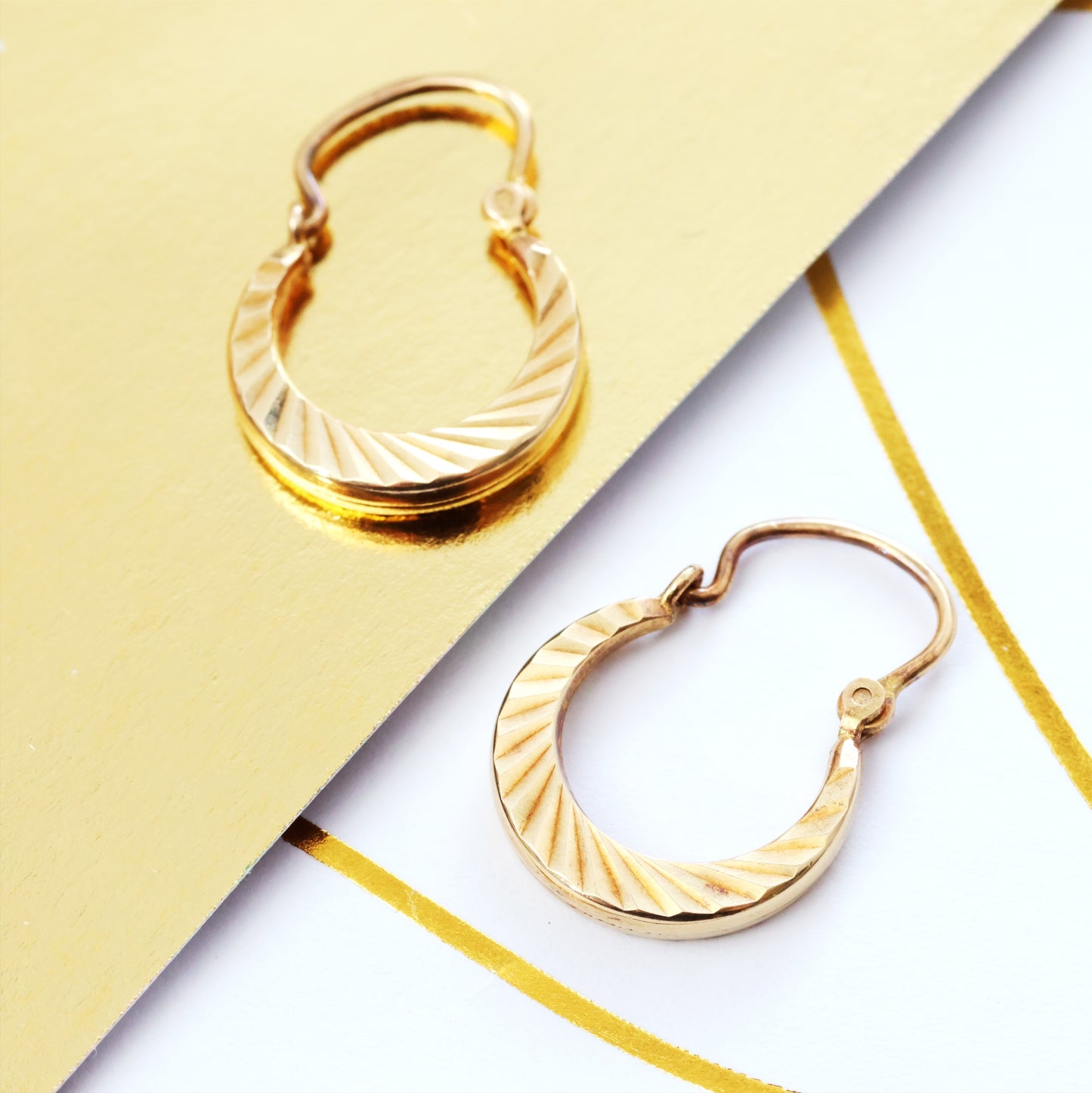 D134-VINTAGE-TEXTURED-CRESCENT-9CT-YELLOW-GOLD-HOOPS-HOOP-STYLE-EARRINGS-01