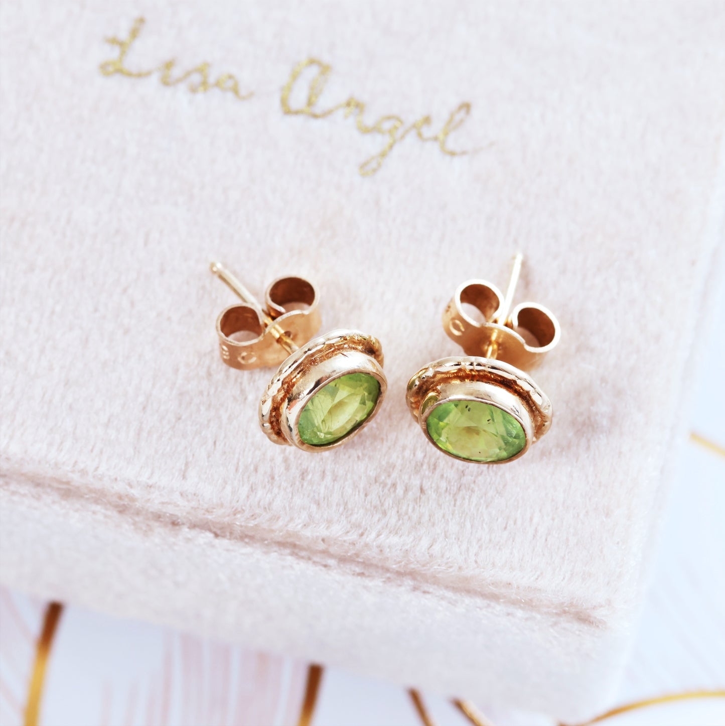 Vintage Zingy Peridot & 9ct Gold Stud Earrings