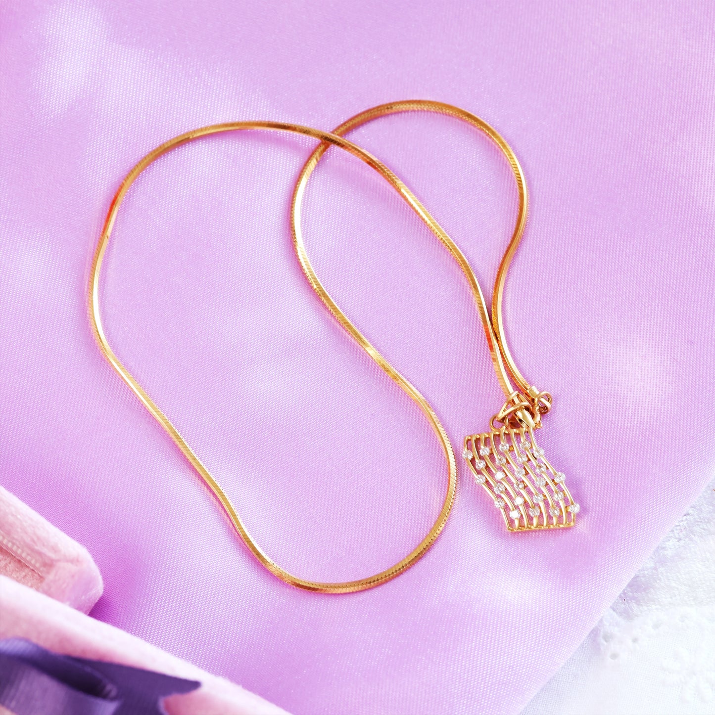 1970's Vintage 18ct Gold Half Carat Diamond Pendant