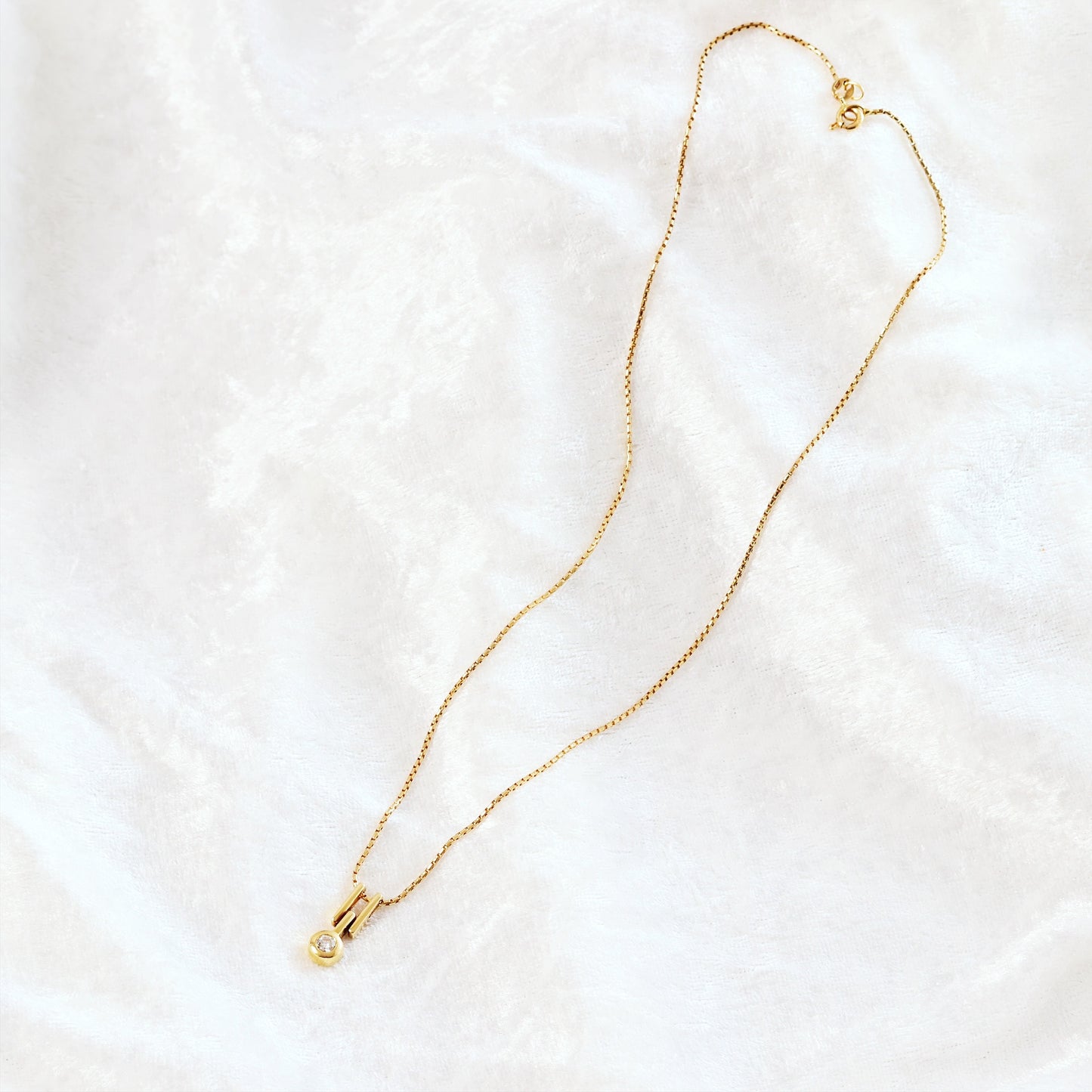 Retro Sexy Vintage 1970's Diamond Pendant & Snake Chain