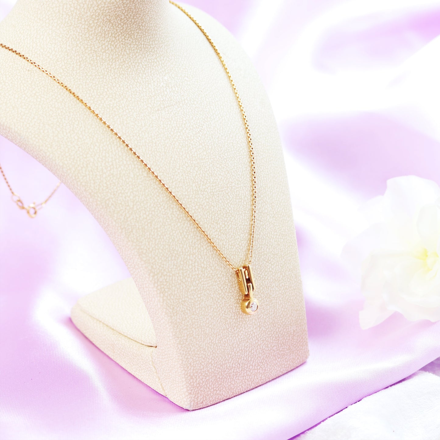 Retro Sexy Vintage 1970's Diamond Pendant & Snake Chain