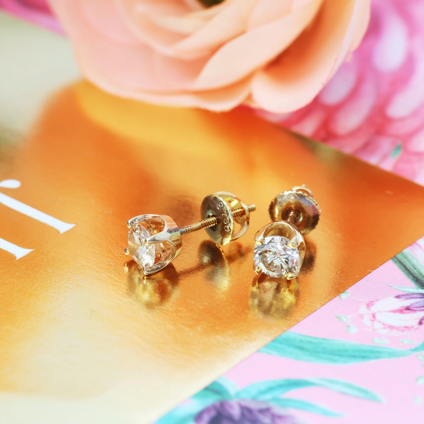 D144-VINTAGE-ONE-CARAT-DIAMOND-STUD-EARRINGS-18CT-YELLOW-GOLD-BIG-STUD-EARRING-01