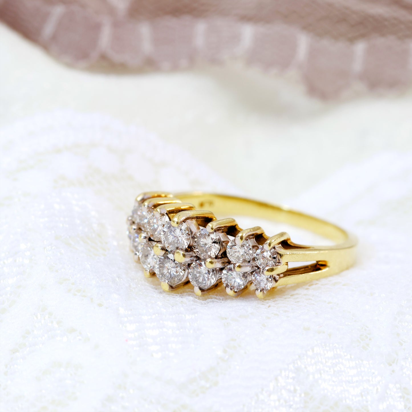 D146-VINTAGE-STEPPED-DIAMOND-DRESS-DESIGNER-GOLD-ENGAGEMENT-RING-01