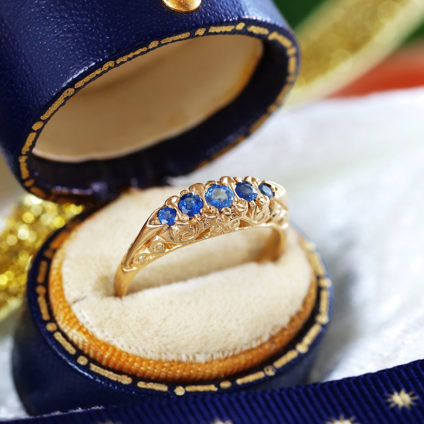 D149-VINTAGE-VICTORIAN-STYLE-SAPPHIRE-FILIGREE-9CT-YELLOW-GOLD-RING-BLUE-SAPPHIRE
