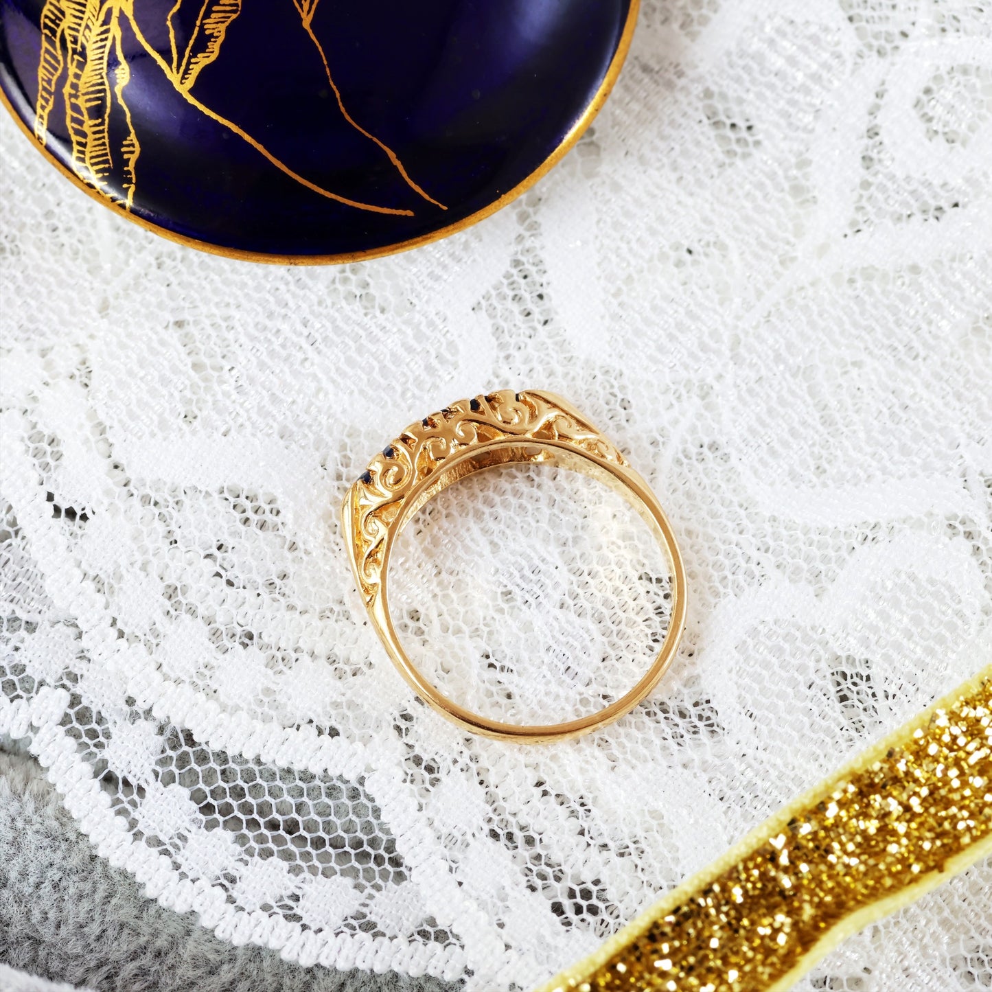 Vintage Victorian Style Sapphire Filigree Ring