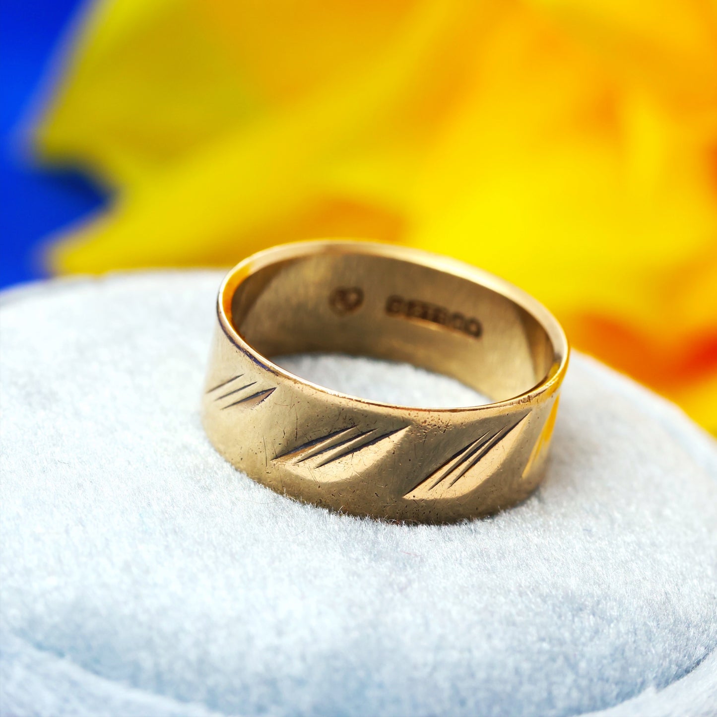 D151-VINTAGE-9CT-YELLOW-GOLD-WEDDING-BAND-RING-PATTERN