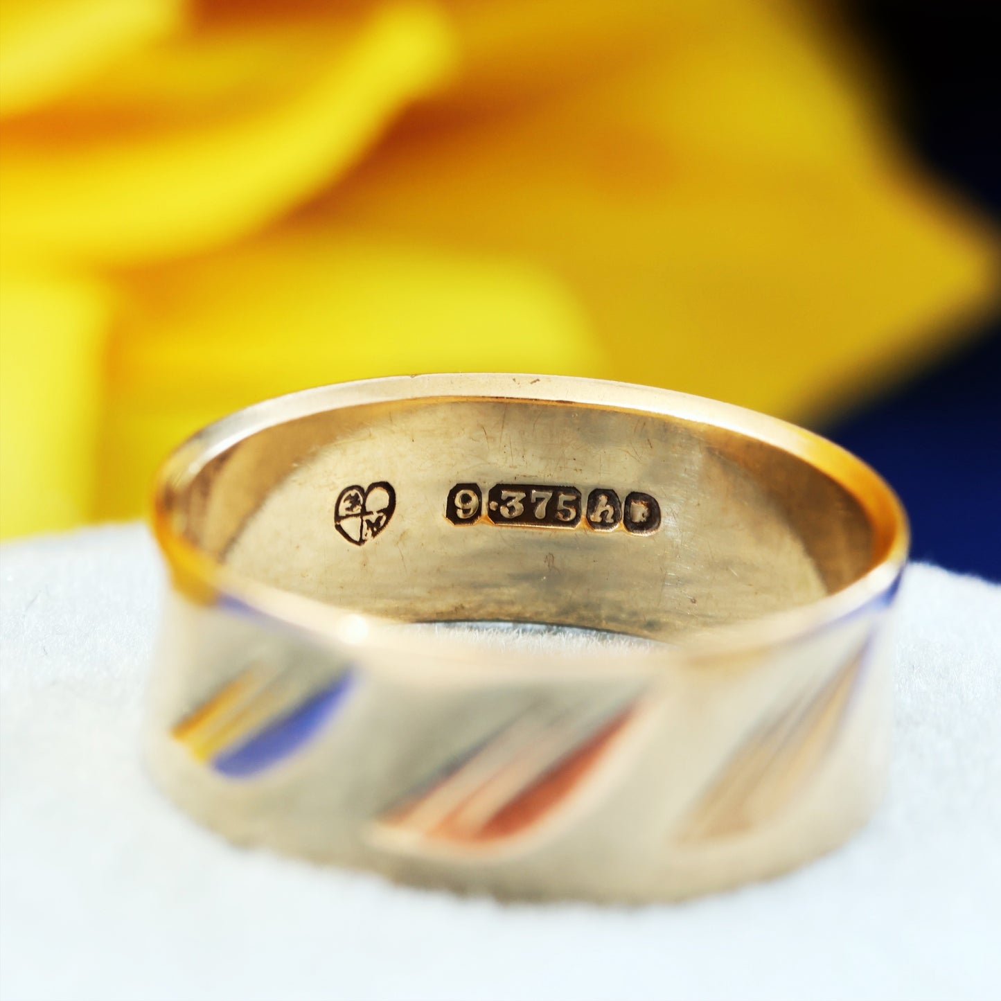 Vintage Date 1963 9ct Gold Band Ring