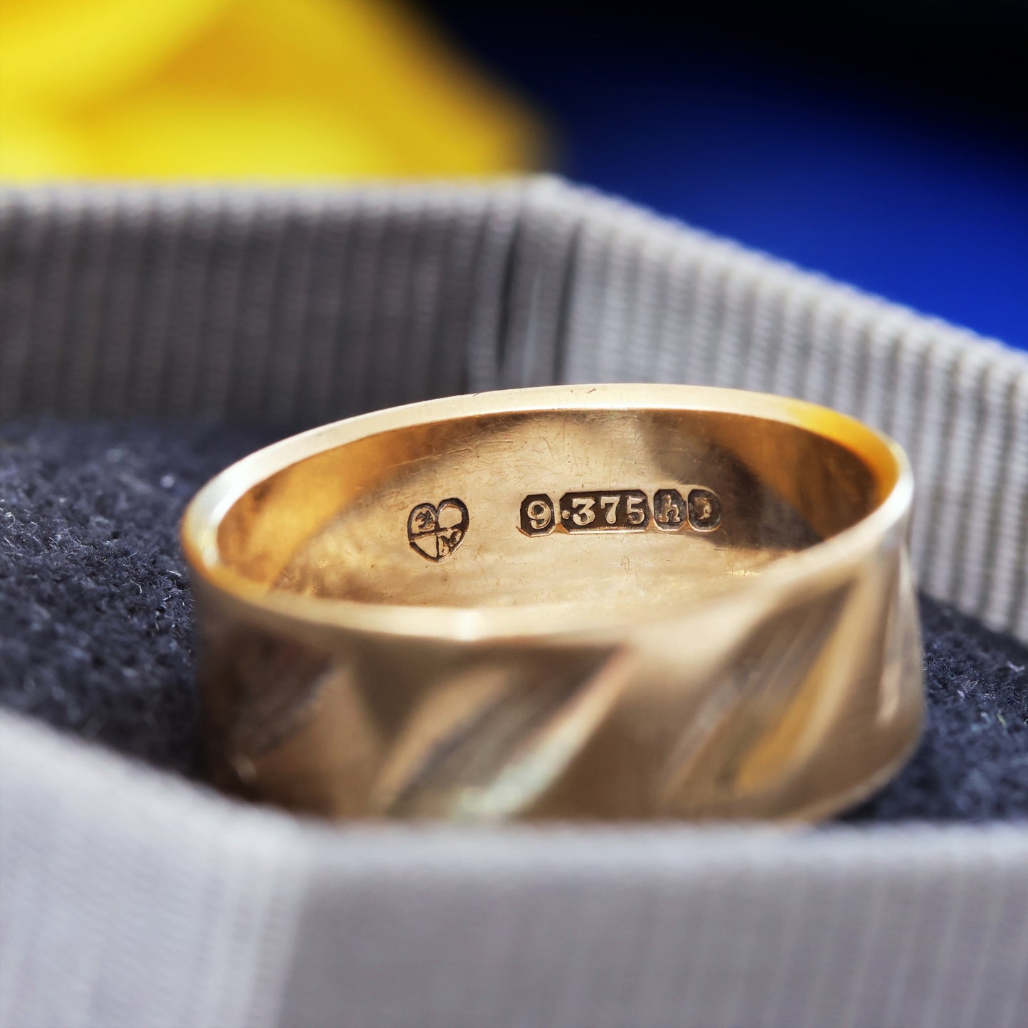 Vintage Date 1963 9ct Gold Band Ring