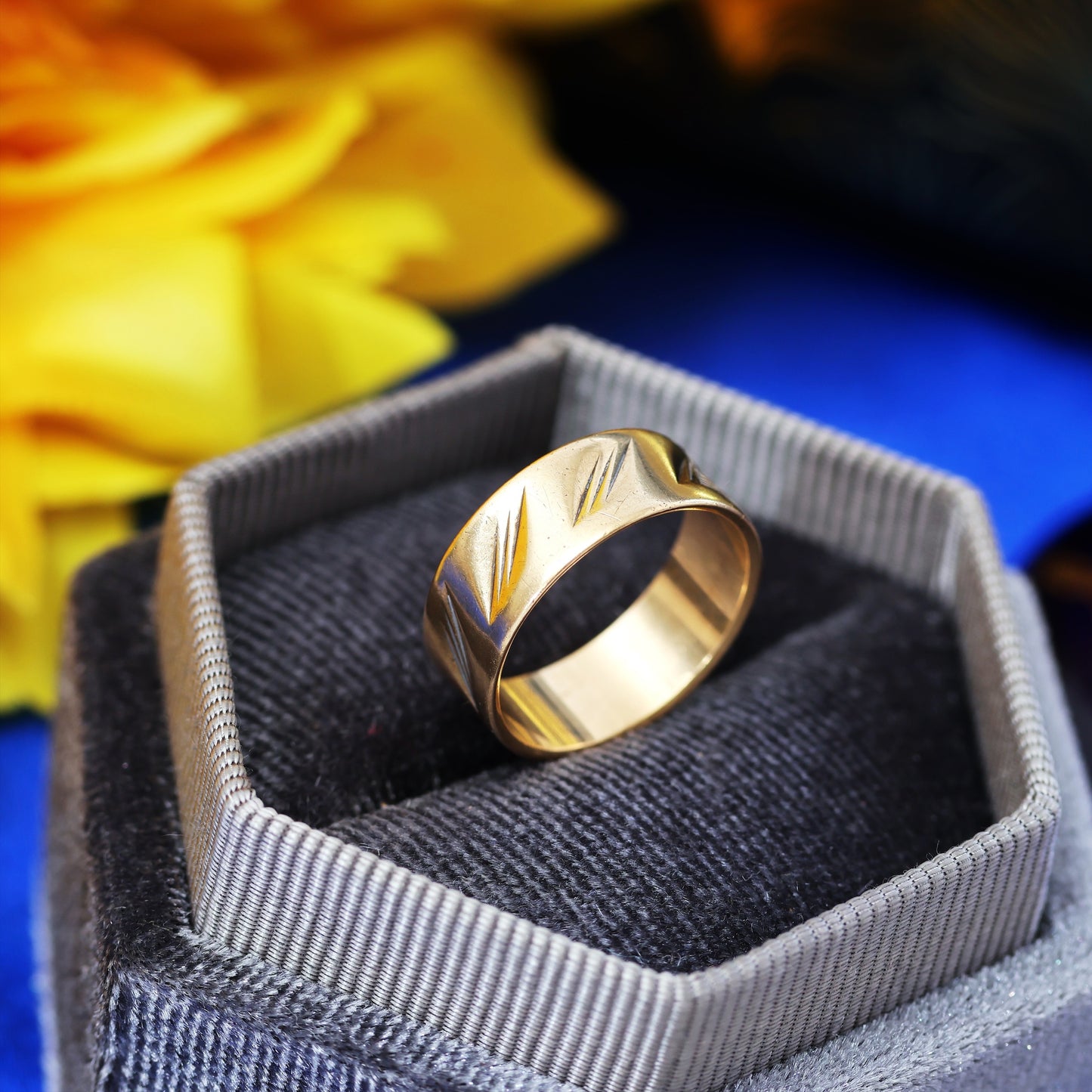 D151-VINTAGE-9CT-YELLOW-GOLD-WEDDING-BAND-RING-PATTERN-01_8