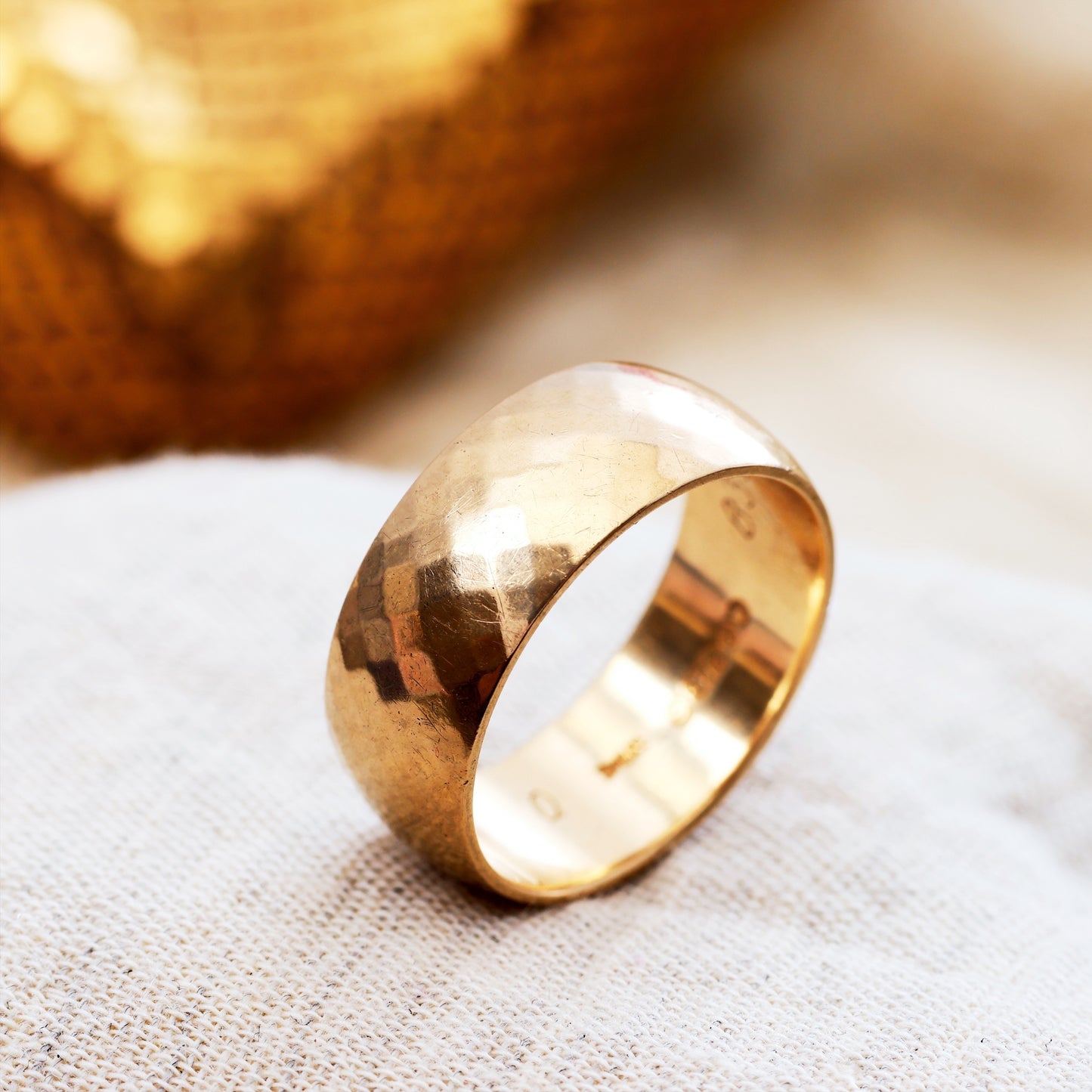 Date 1965 Faceted 9ct Gold Band Wedding Ring