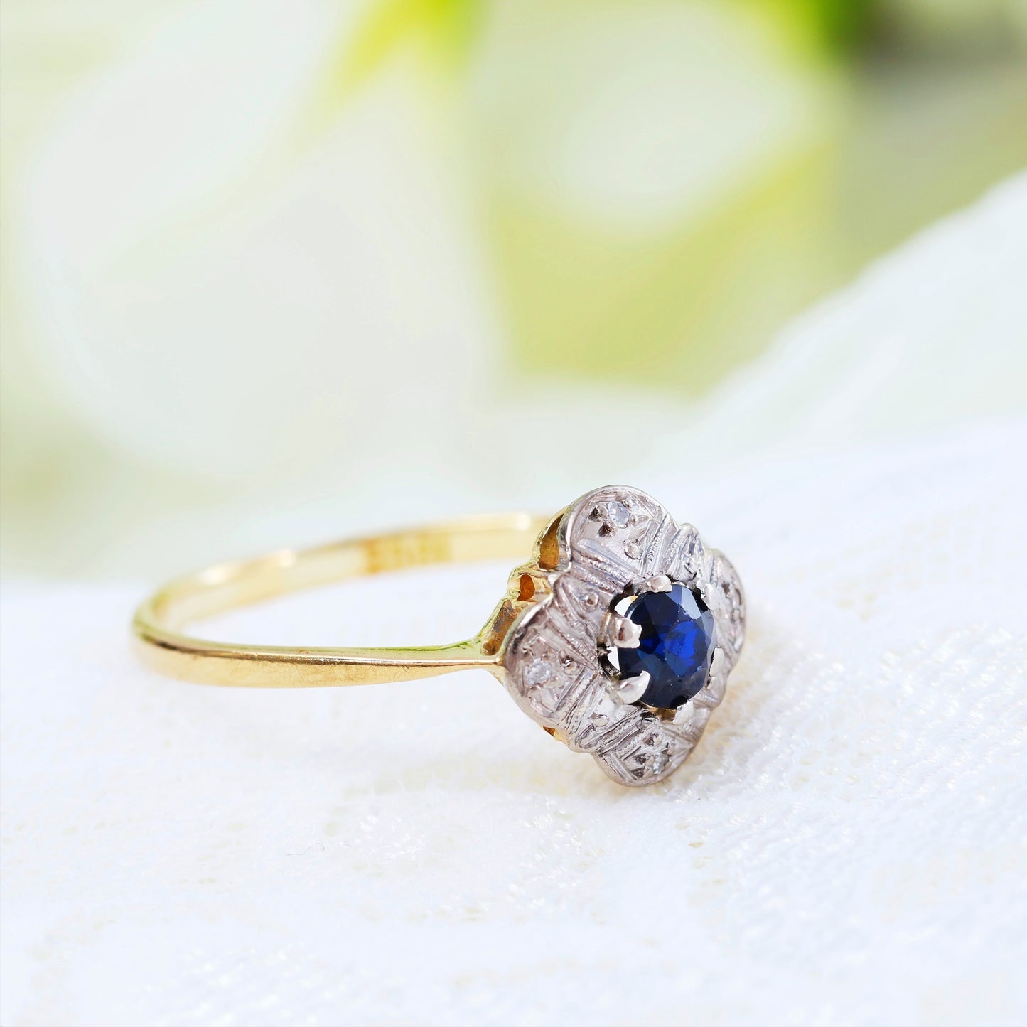 Vintage Art Deco Sapphire & Diamond Cluster Ring