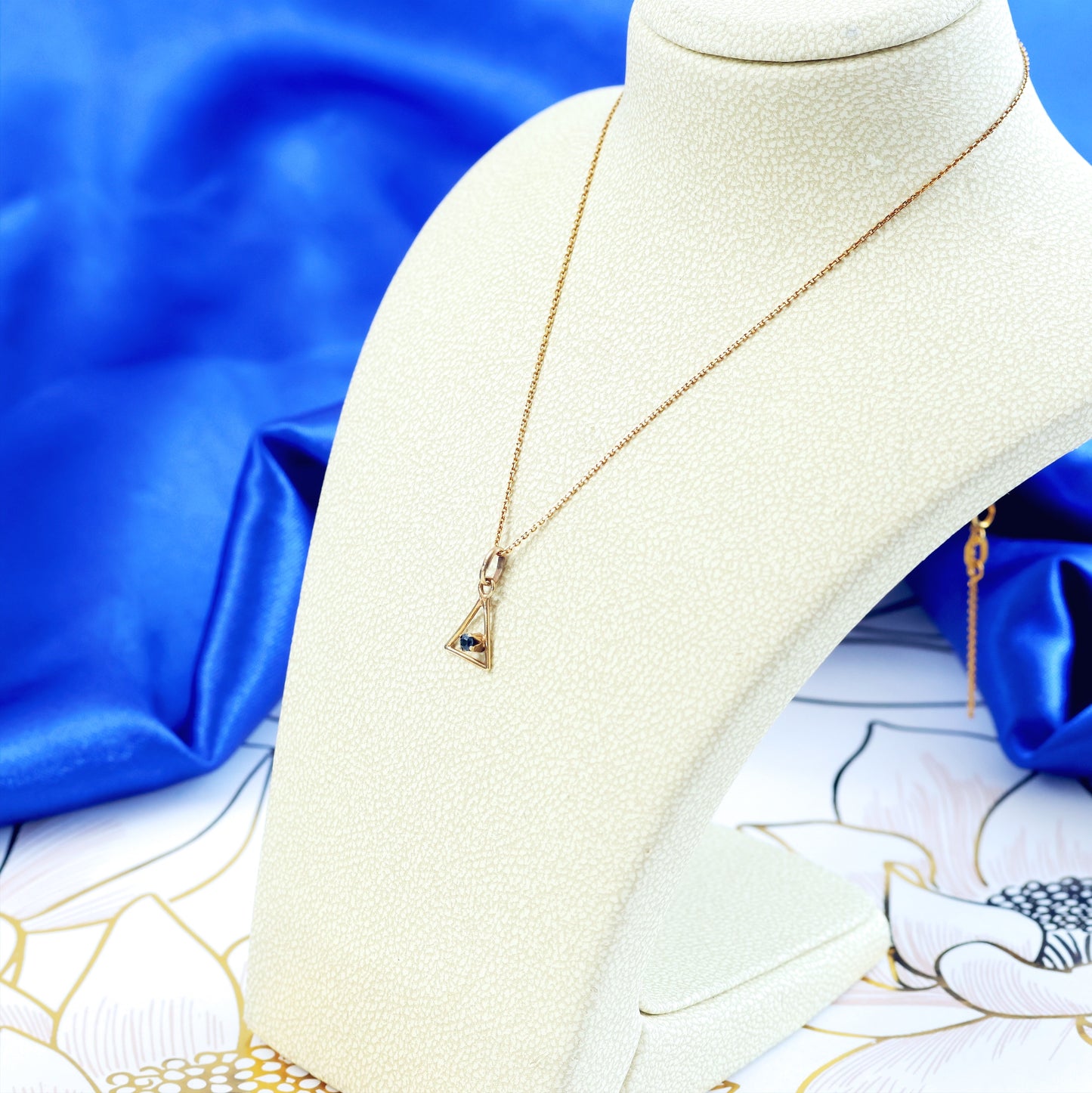 Dinky Minimalist Sapphire Birthstone Pendant