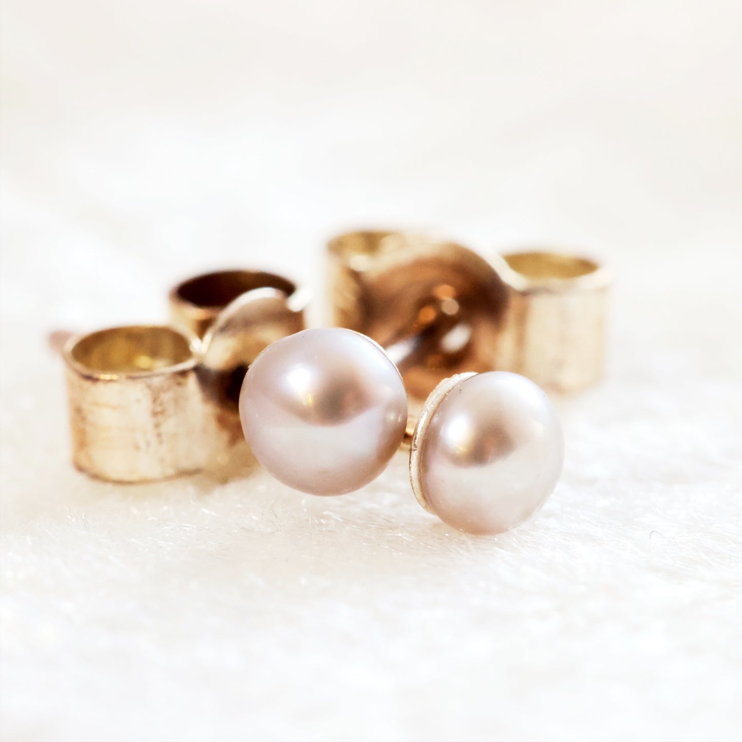 Tiny Vintage Silver/Grey Freshwater Pearl Stud Earrings