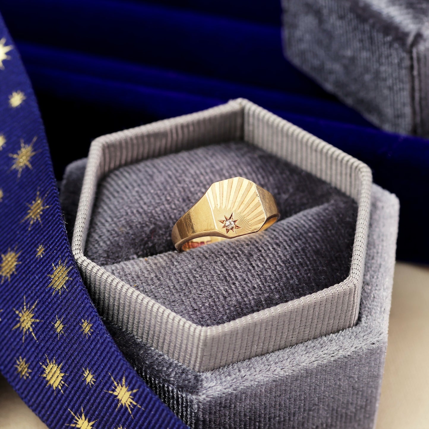 Date 1994 Diamond Sunray Signet Ring