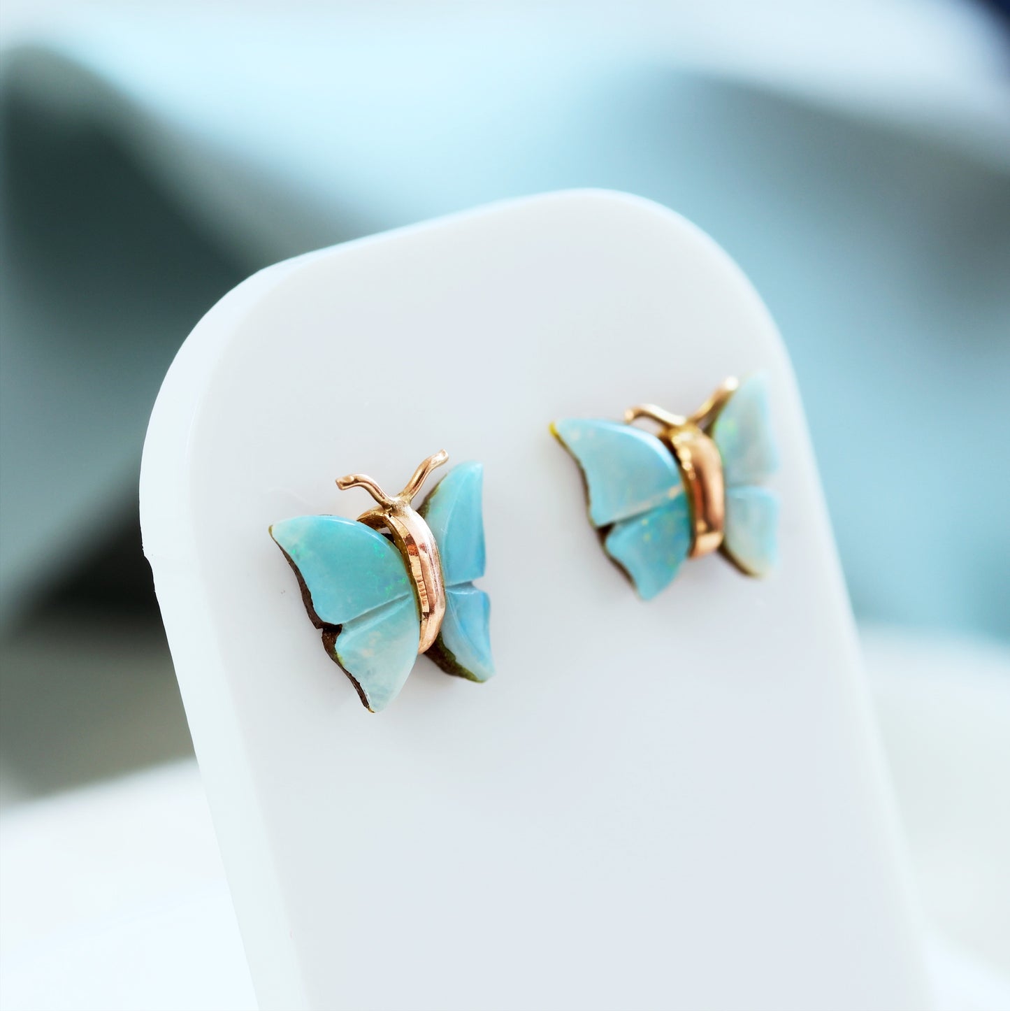 D182-VINTAGE-YELLOW-GOLD-OPAL-BUTTERFLY-STUD-EARRINGS-STUDS-EARRING-01_