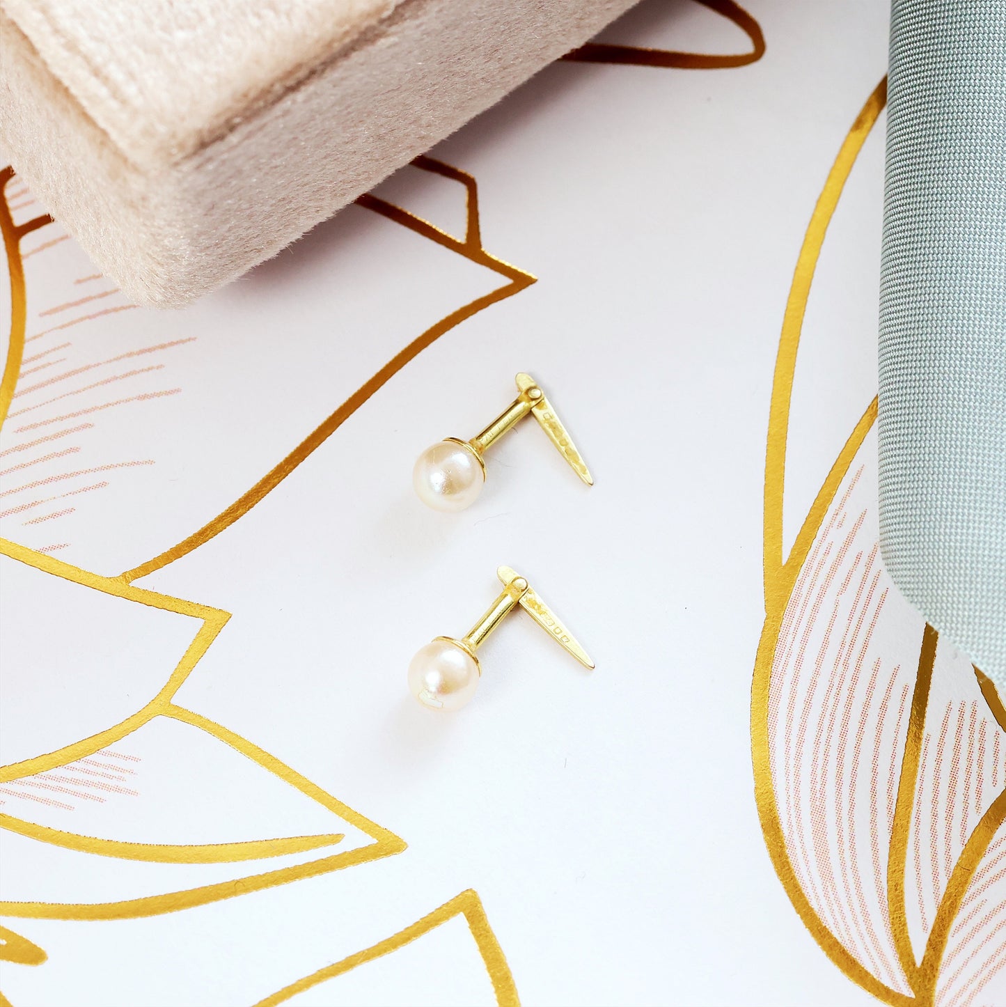 D183-VINTAGE-YELLOW-GOLD-CULTURED-SALT-WATER-PEARL-PEARLS-EARRINGS-EARRING-STUDS-