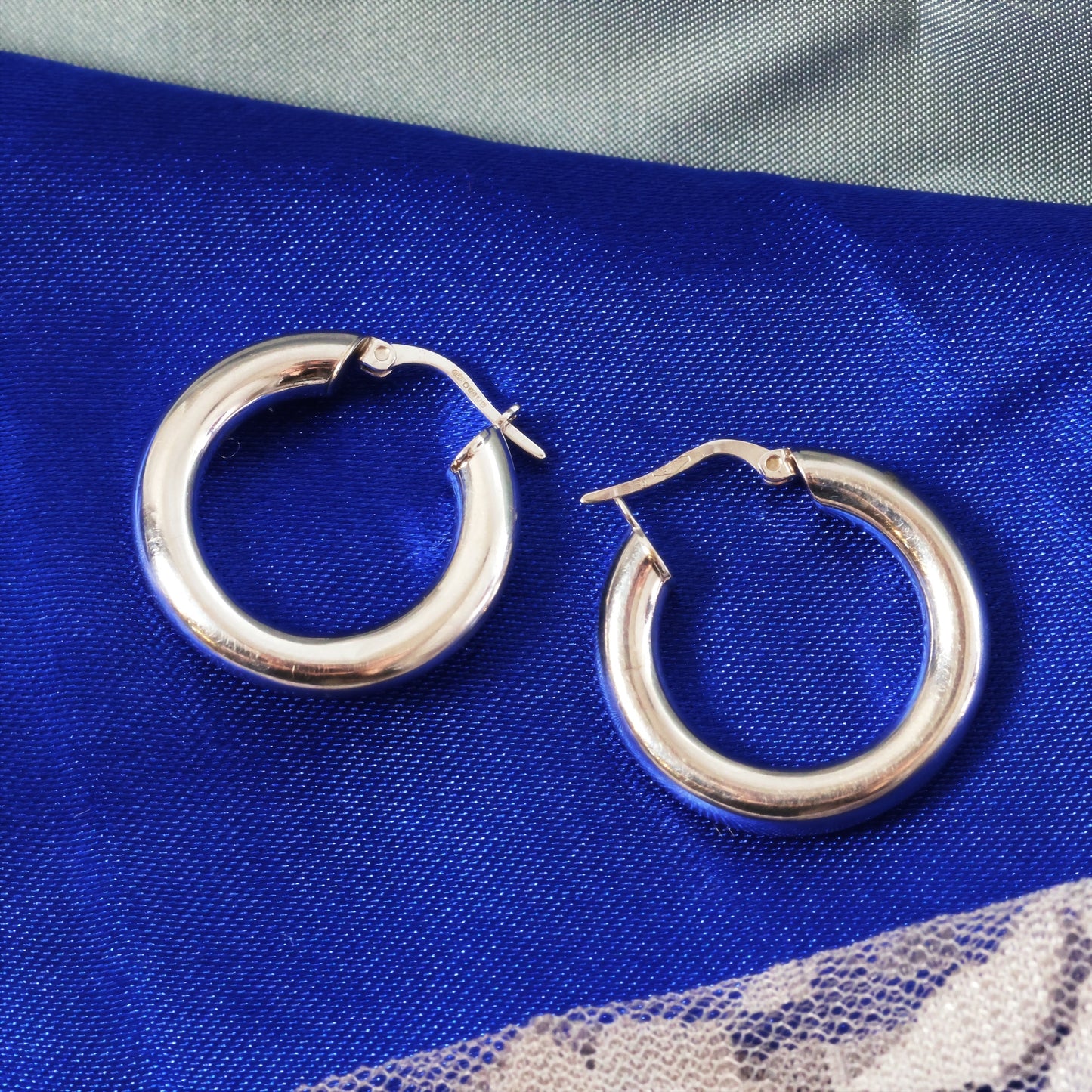 Vintage Chunky White Gold Hoop Earrings