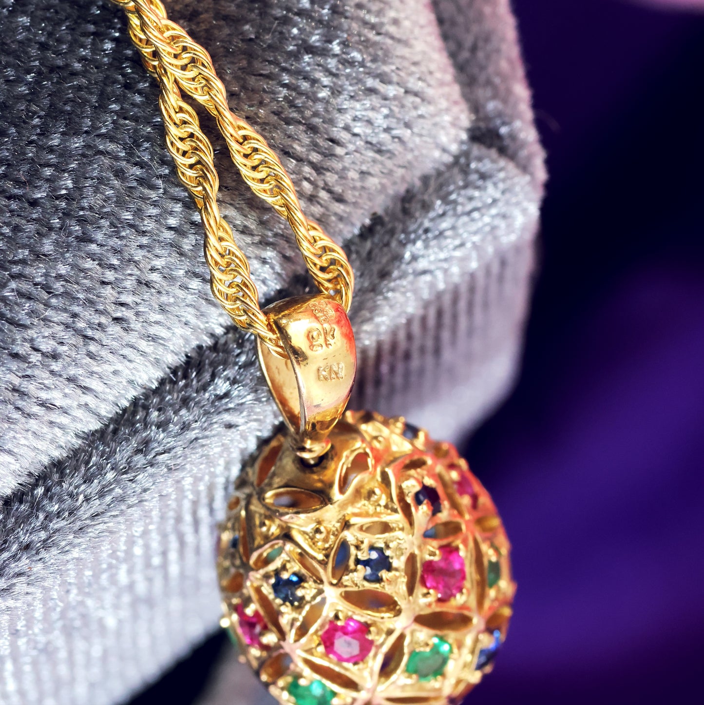 D189-GOLD-PENDENT-EMERALD-SAPPHIRE-RUBY-DROP-SHAPED-FABERGE-EGGS-9CT-YELLOW