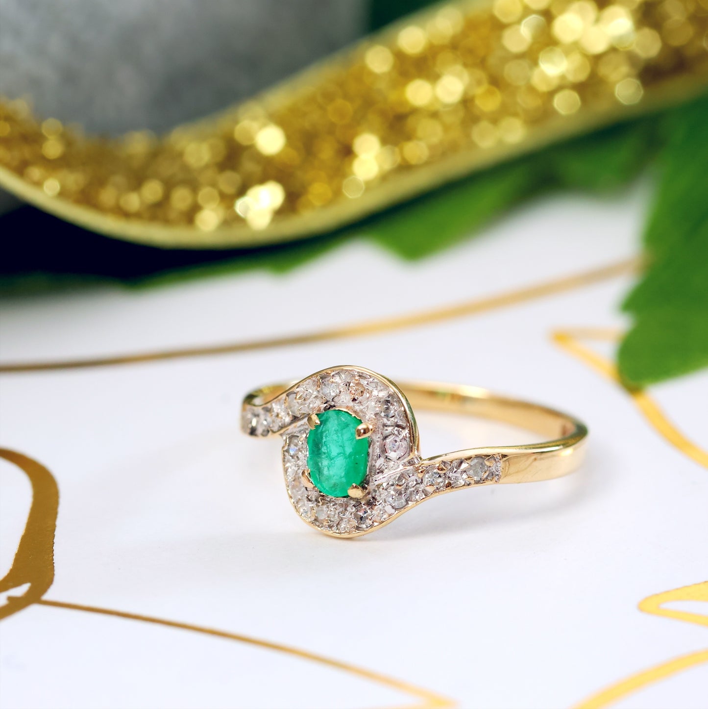 Dainty Vintage Date 1984 Emerald & Diamond Swirl Ring