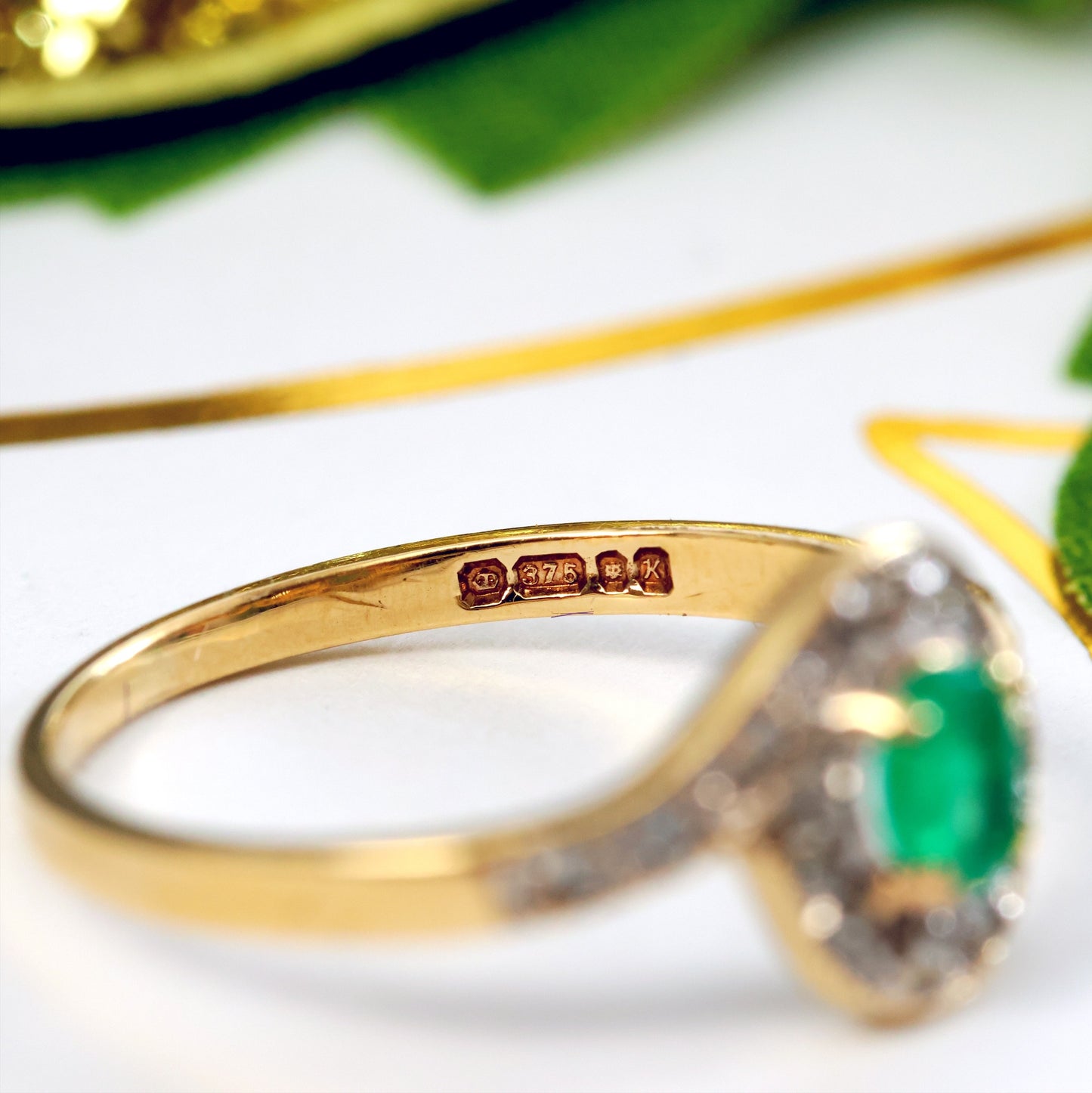 Dainty Vintage Date 1984 Emerald & Diamond Swirl Ring