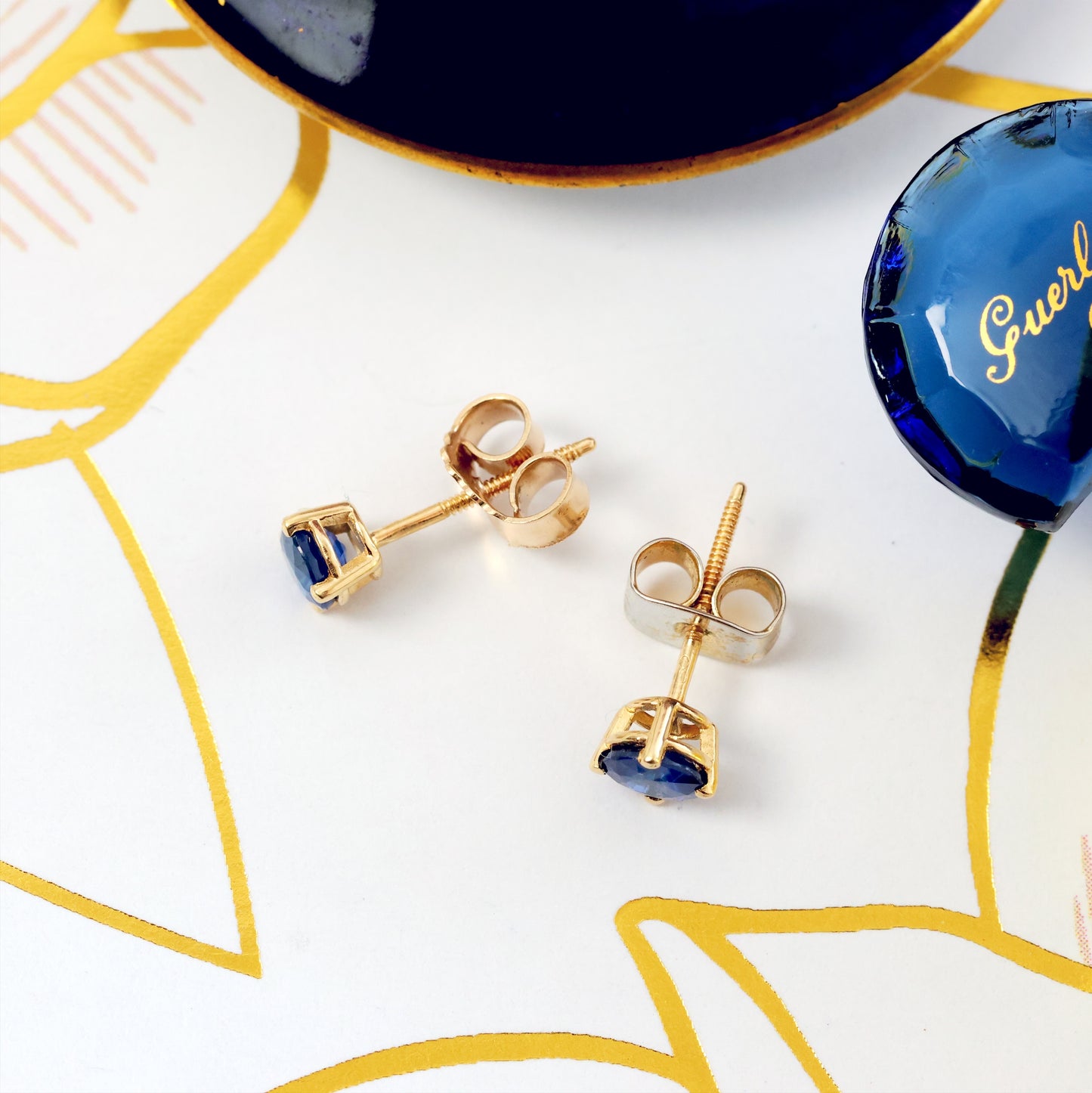 Gorgeous Vintage Bright Blue Sapphire Stud Earrings