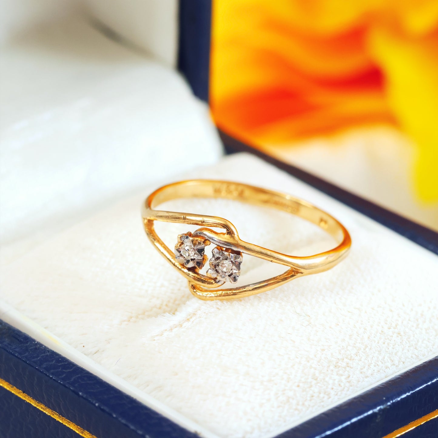 D203-VINTAGE-DIAMOND-9CT-GOLD-YELLOW-ENGAGEMENT-MODERNIST-DRESS-STAR-RING
