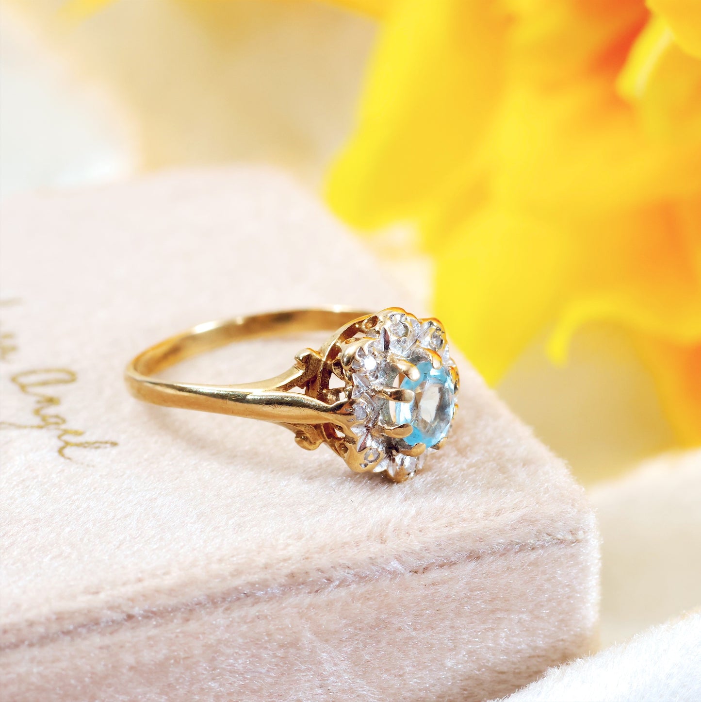D204-VINTAGE-AQUAMARINE-DIAMOND-FLOWER-CLUSTER-9CT-YELLOW-ENGAGEMENT-RING-01