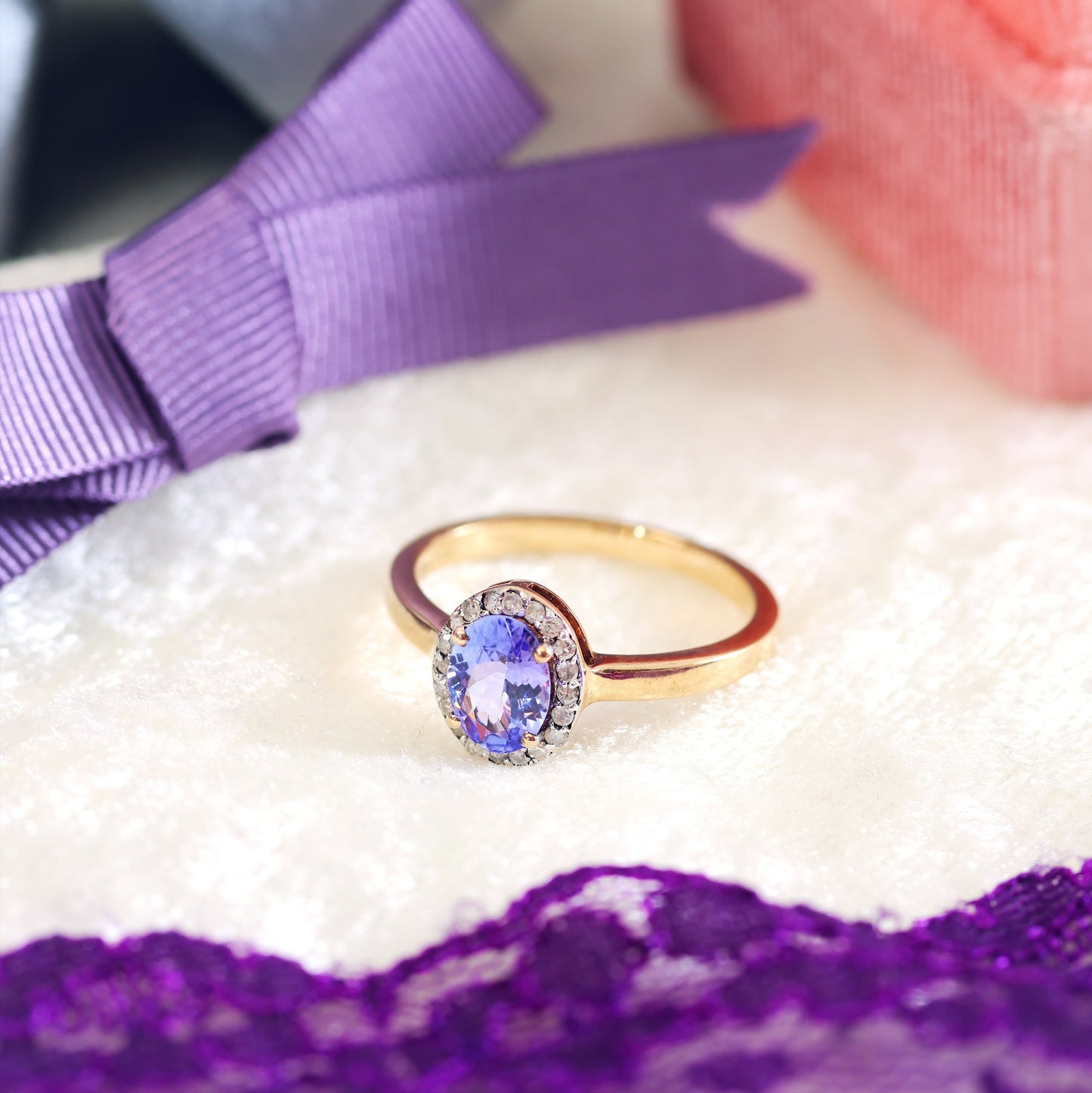 D206-VINTAGE-CEYLON-SAPPHIRE-DIAMOND-CLUSTER-GOLD-RING-LILAC-ENGAGEMENT 1