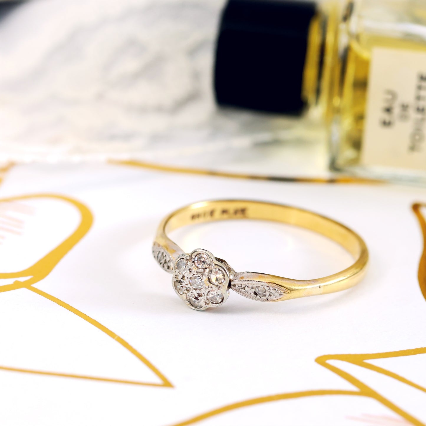 Cute Vintage Diamond Daisy Cluster Engagement Ring