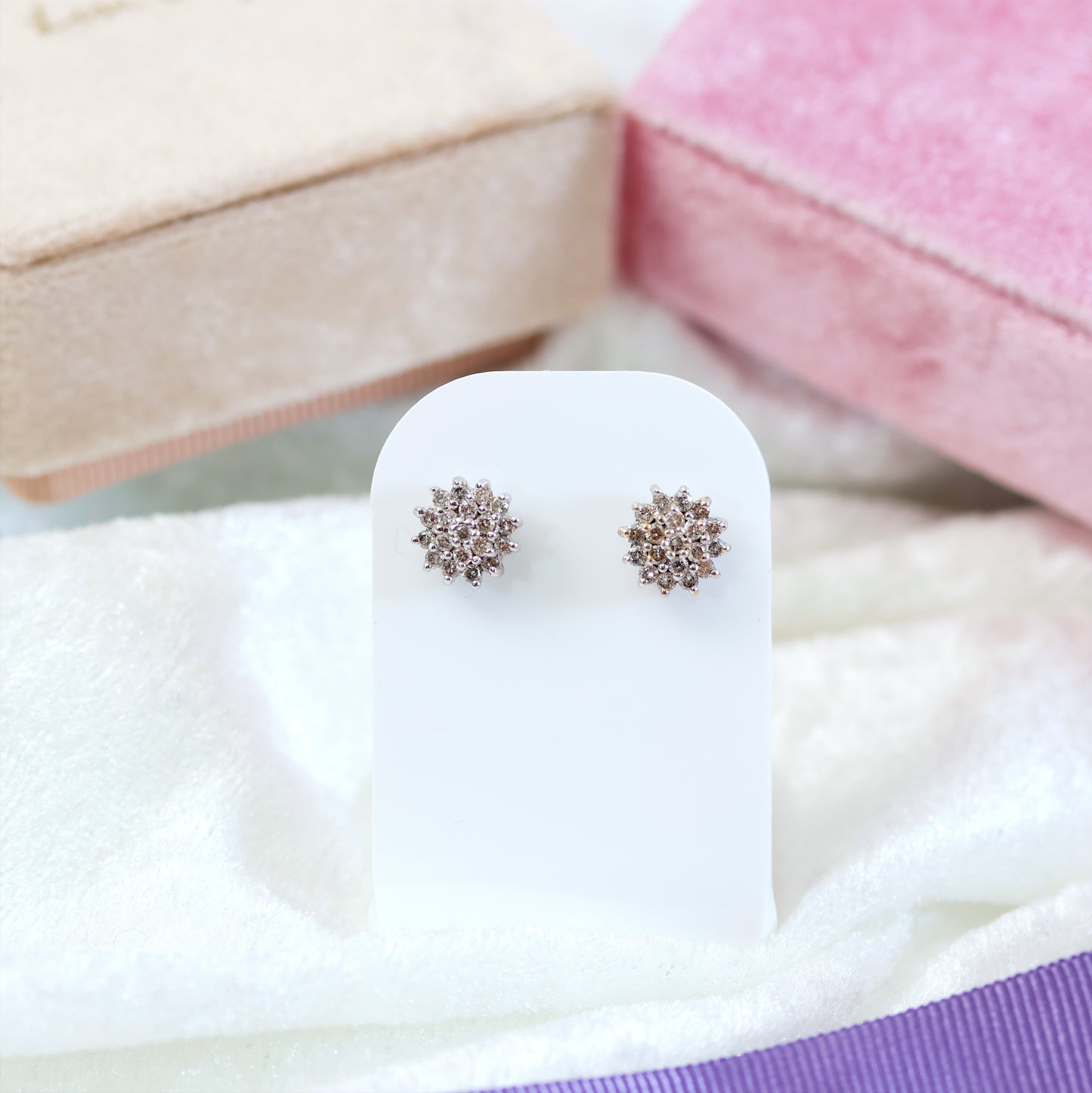D209-VINTAGE-DIAMOND-FLOWER-CLUSTER-GOLD-18CT-YELLOW-WHITE-GOLD-EARRINGS-STUD-STUDS-EARRING-01_1