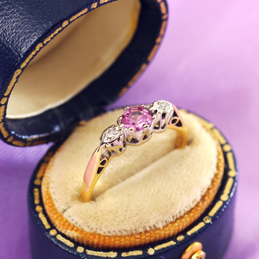 D132-VINTAGE-PINK-SAPPHIRE-DIAMOND-TRILOGY-YELLOW-GOLD-18CT-1970-ENGAGEMENT-RING-01_7