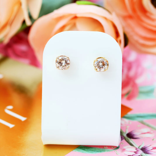 Sophisticated One Carat Diamond Stud Earrings