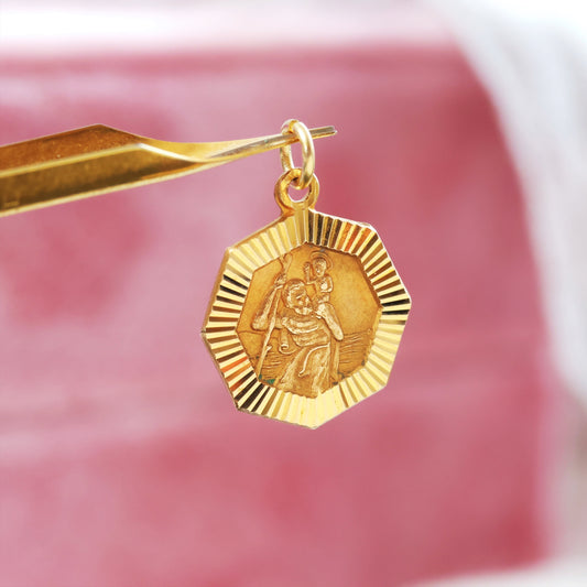 D161-VINTAGE-YELLOW-GOLD-ST-CHRISTOPHER-SAINT-FACETED-PENDENT-NECKLACE_6