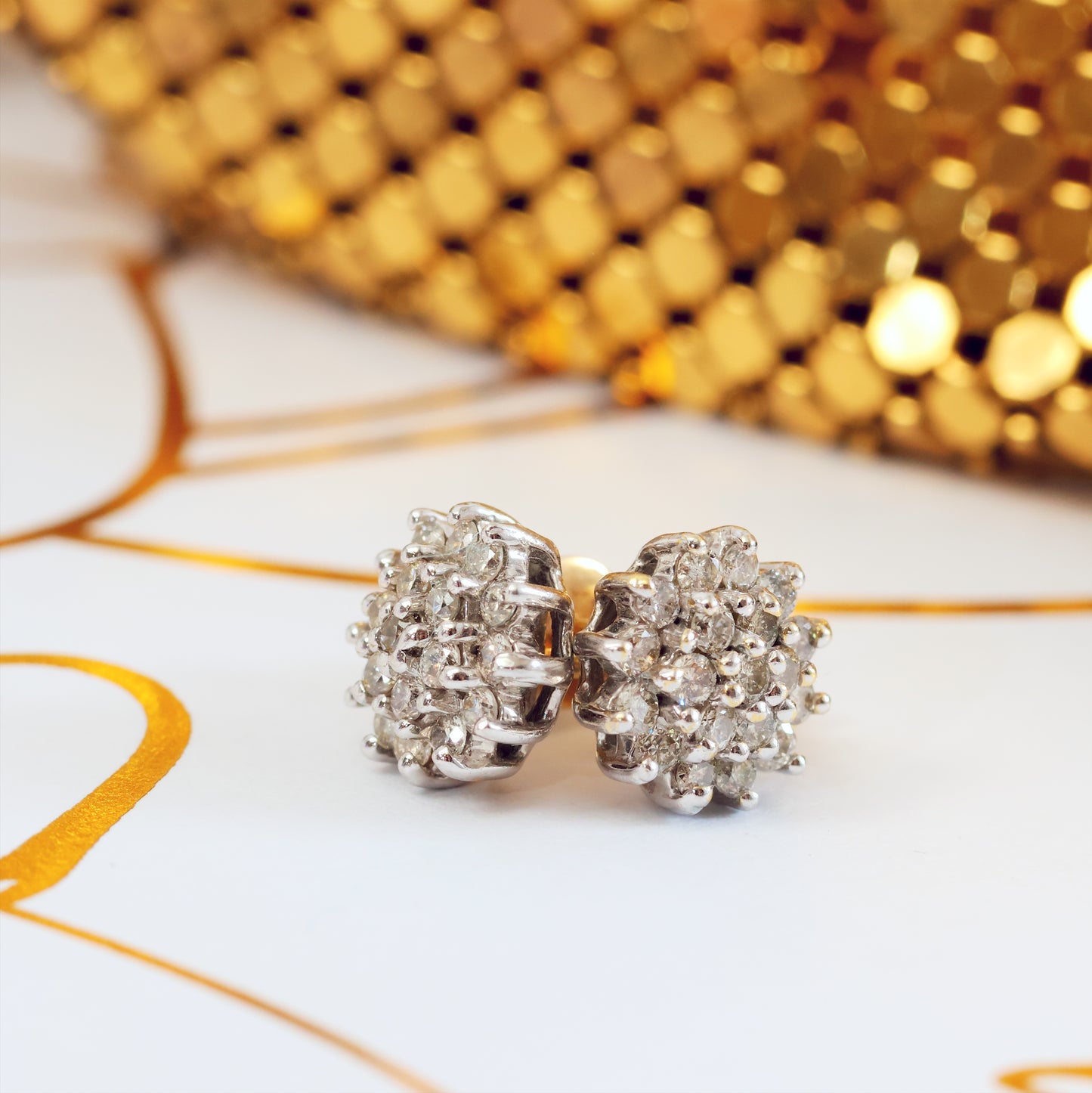 D209-VINTAGE-DIAMOND-FLOWER-CLUSTER-GOLD-18CT-YELLOW-WHITE-GOLD-EARRINGS-STUD-STUDS-EARRING-01_1